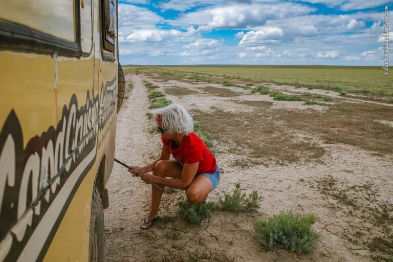 Finding Our Way To Lake Tengiz Off Road Kazakhstan